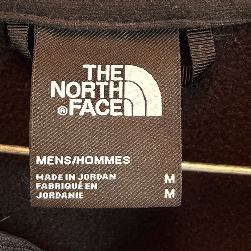 The North Face Men’s Black Quarter-Zip Fleece Pullover - Picture 3 of 3